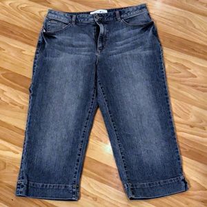 Fashion Bug Jean Capri size 16